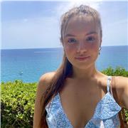 Estudiante universitaria para ofrecer clases de ingles nivel primaria o eso